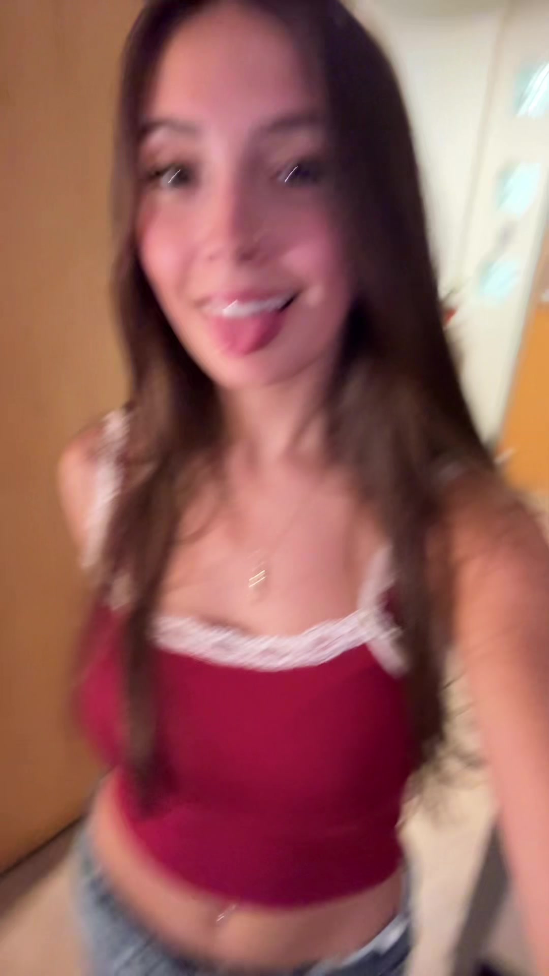 @bellaa