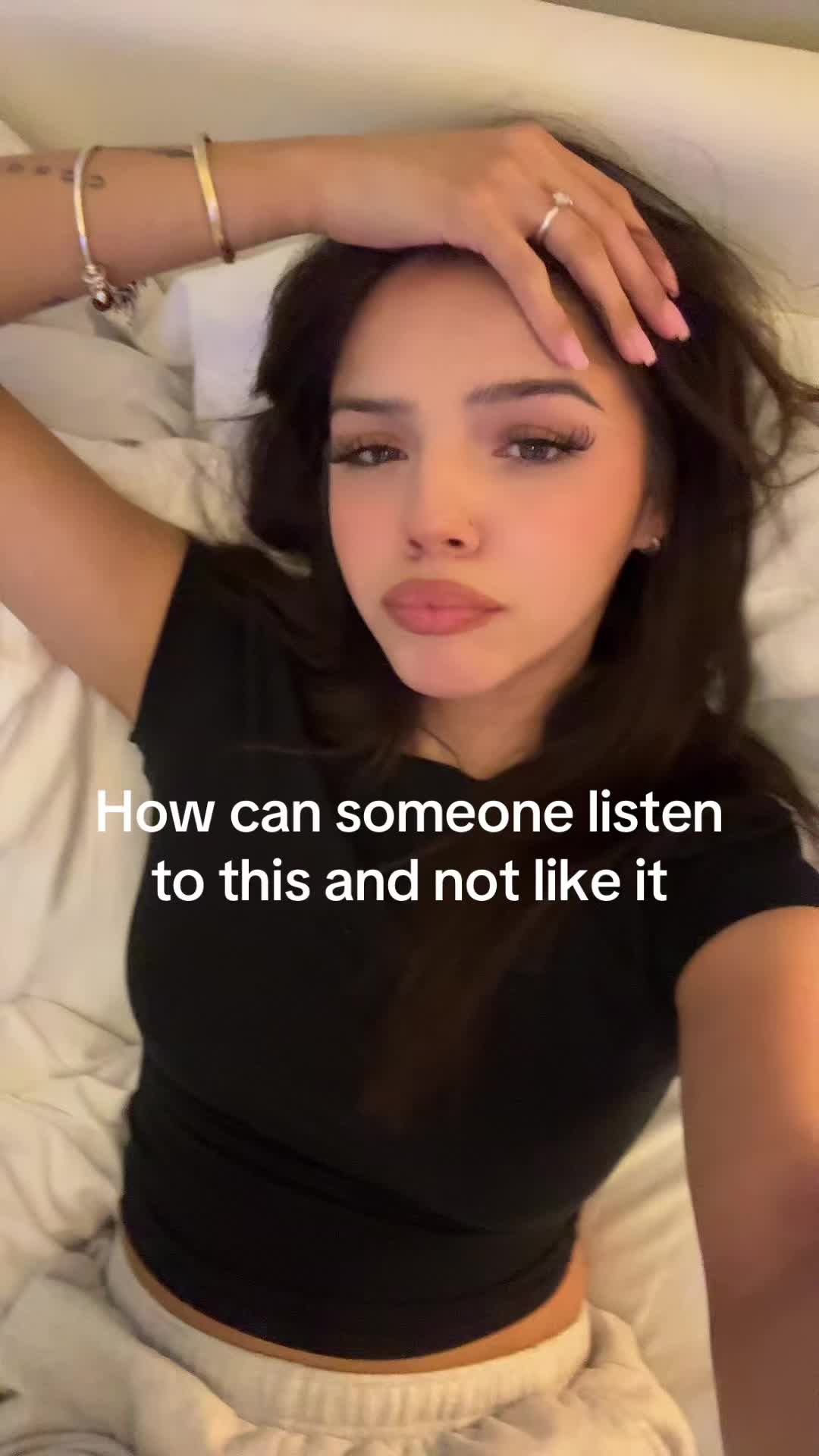 @𝐊𝐀𝐋𝐋𝐄𝐇𝐈𝐀