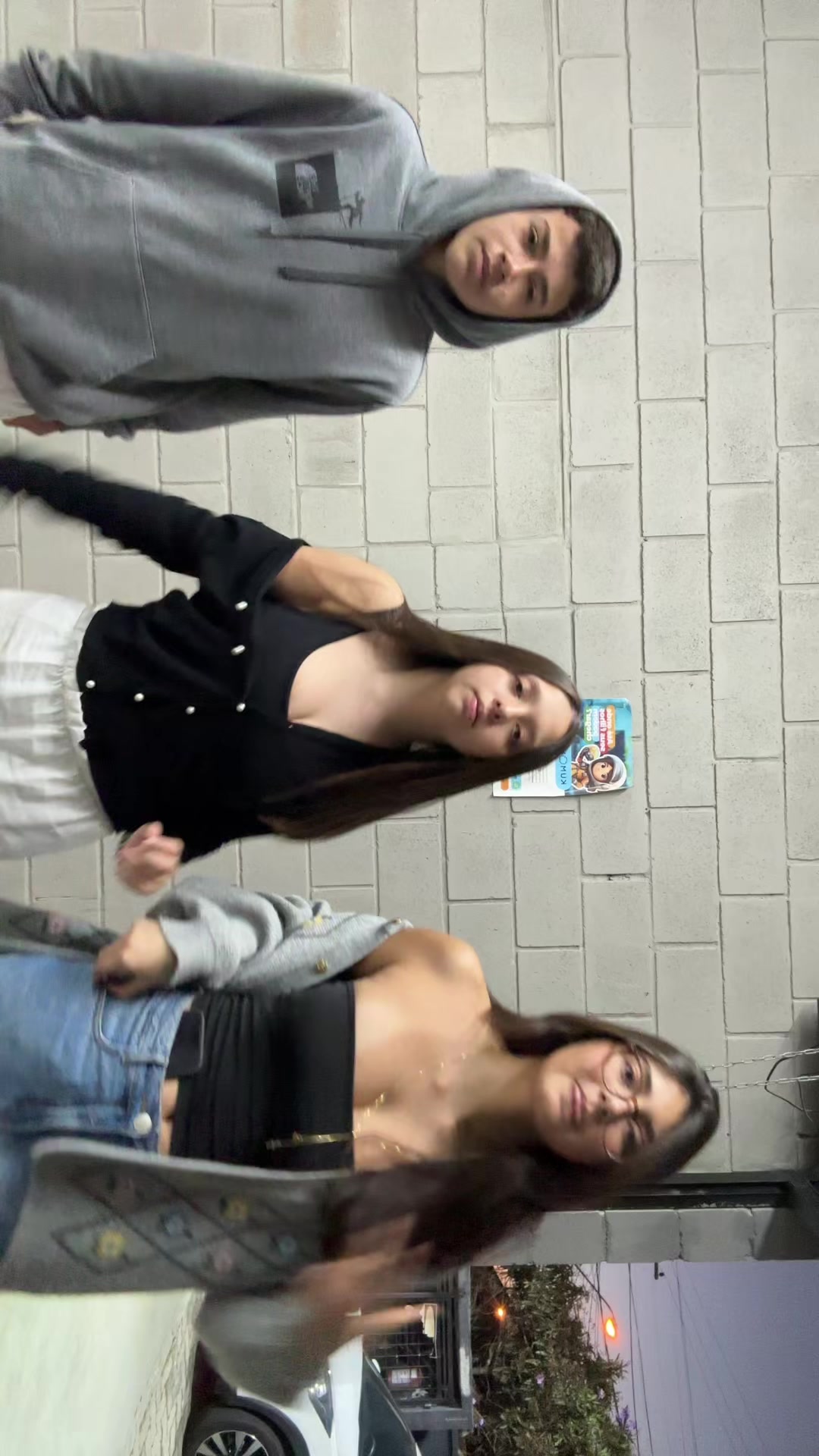 @Valenvlogs