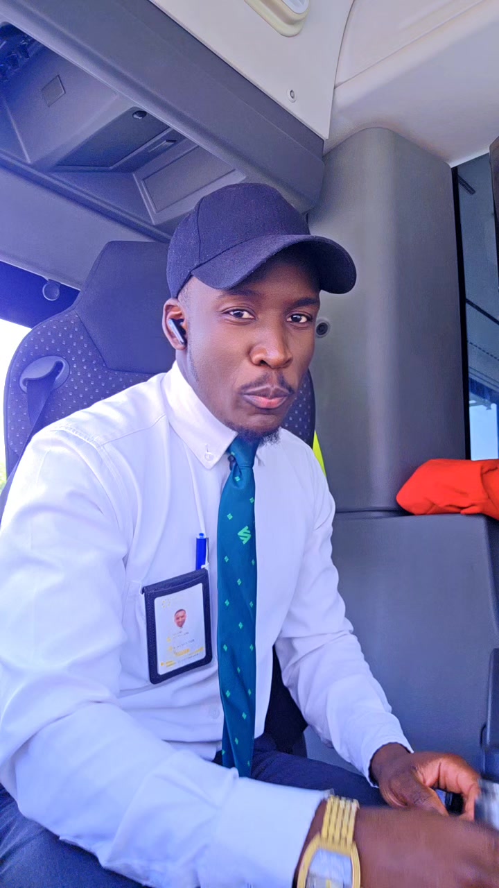 @Young  King 👑