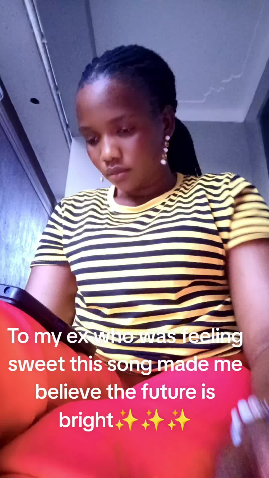 @Ella