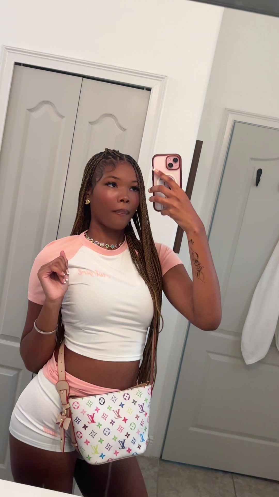 @👸🏽