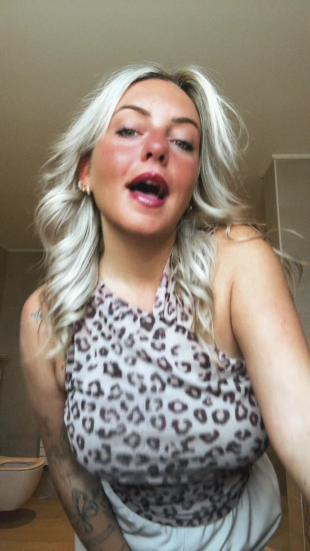 @M_.L