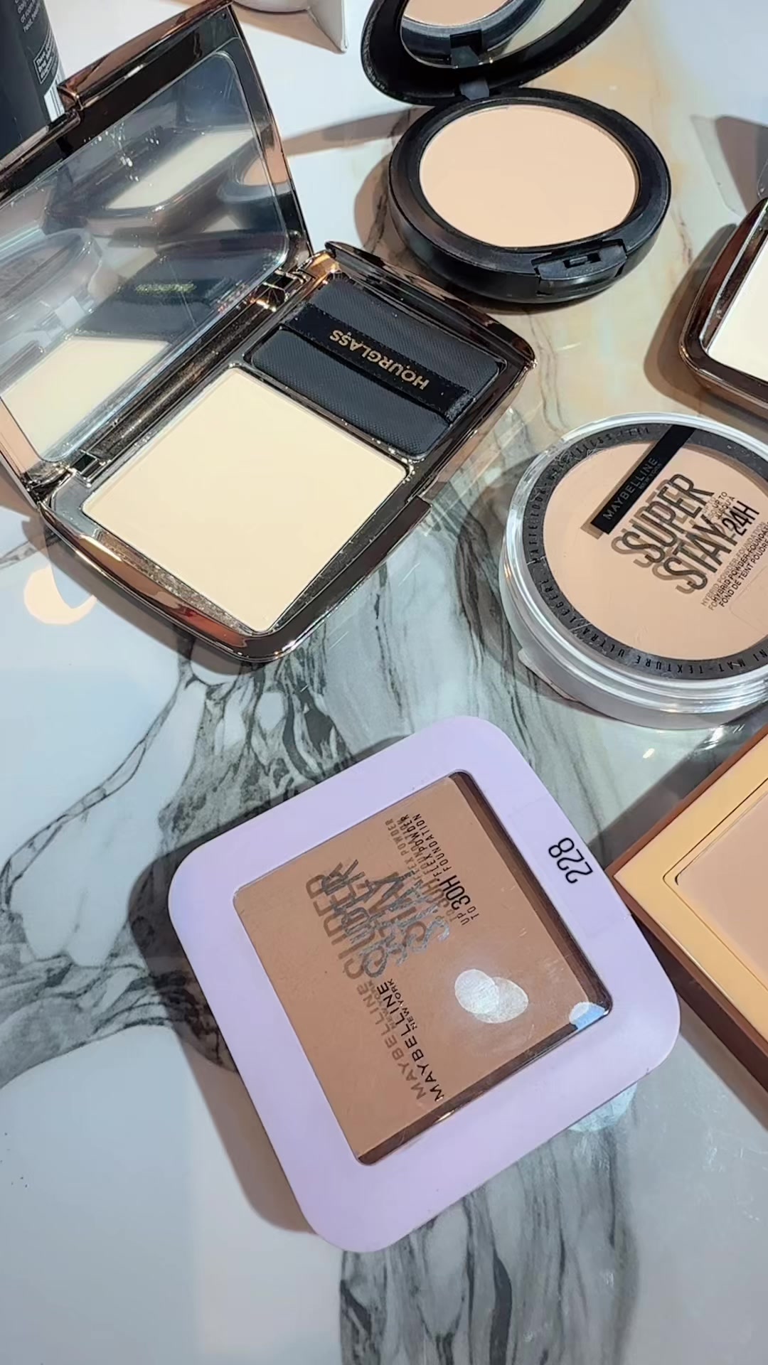 @Cosmetic Corner