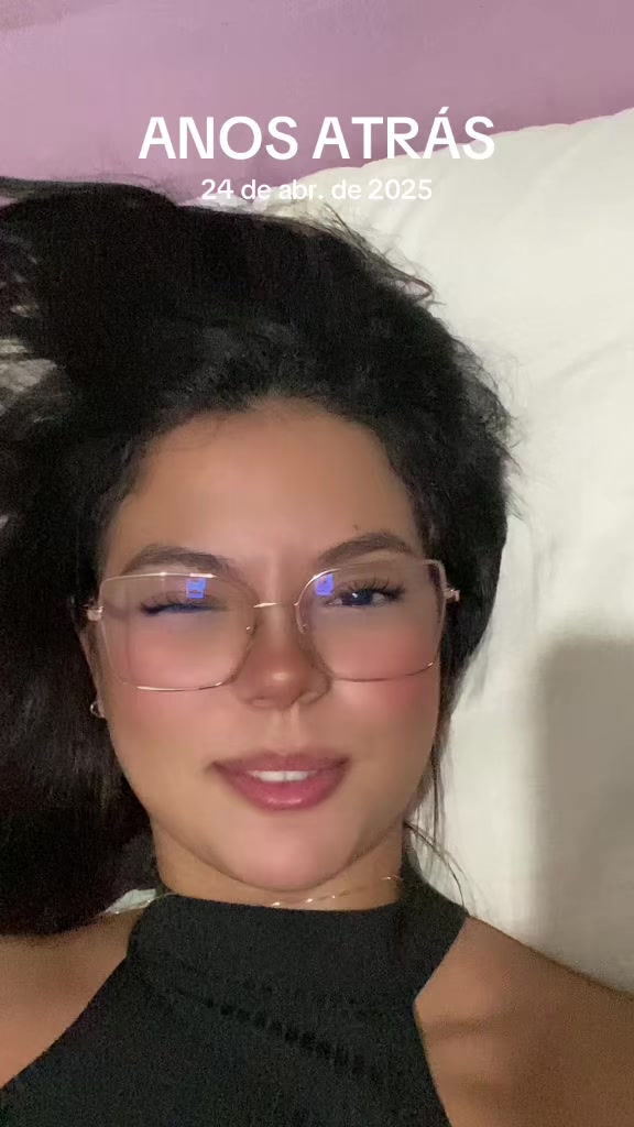 @Bella Brandão