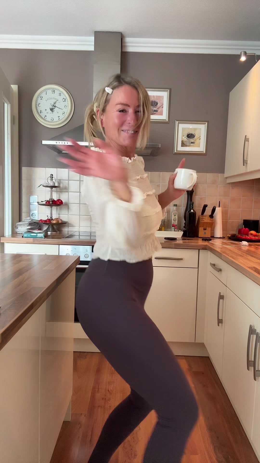 @zoegronenberg