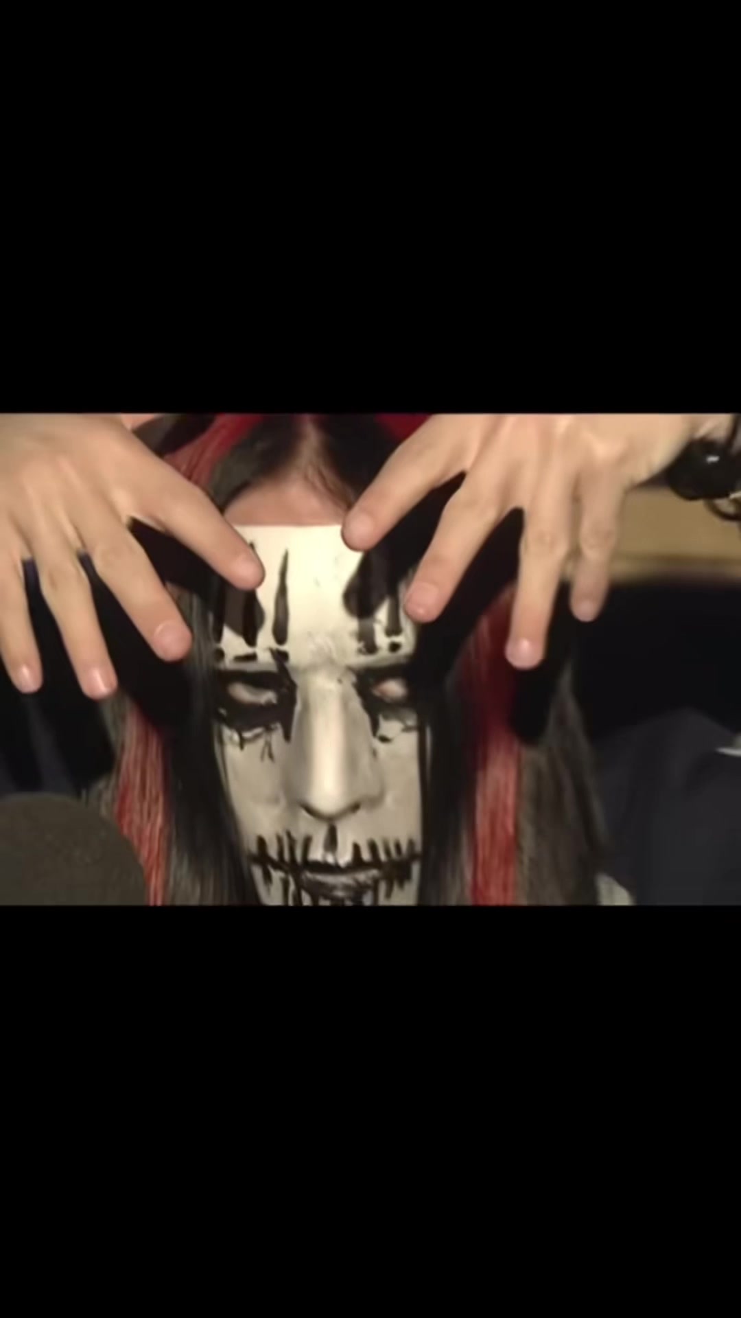 @☠︎