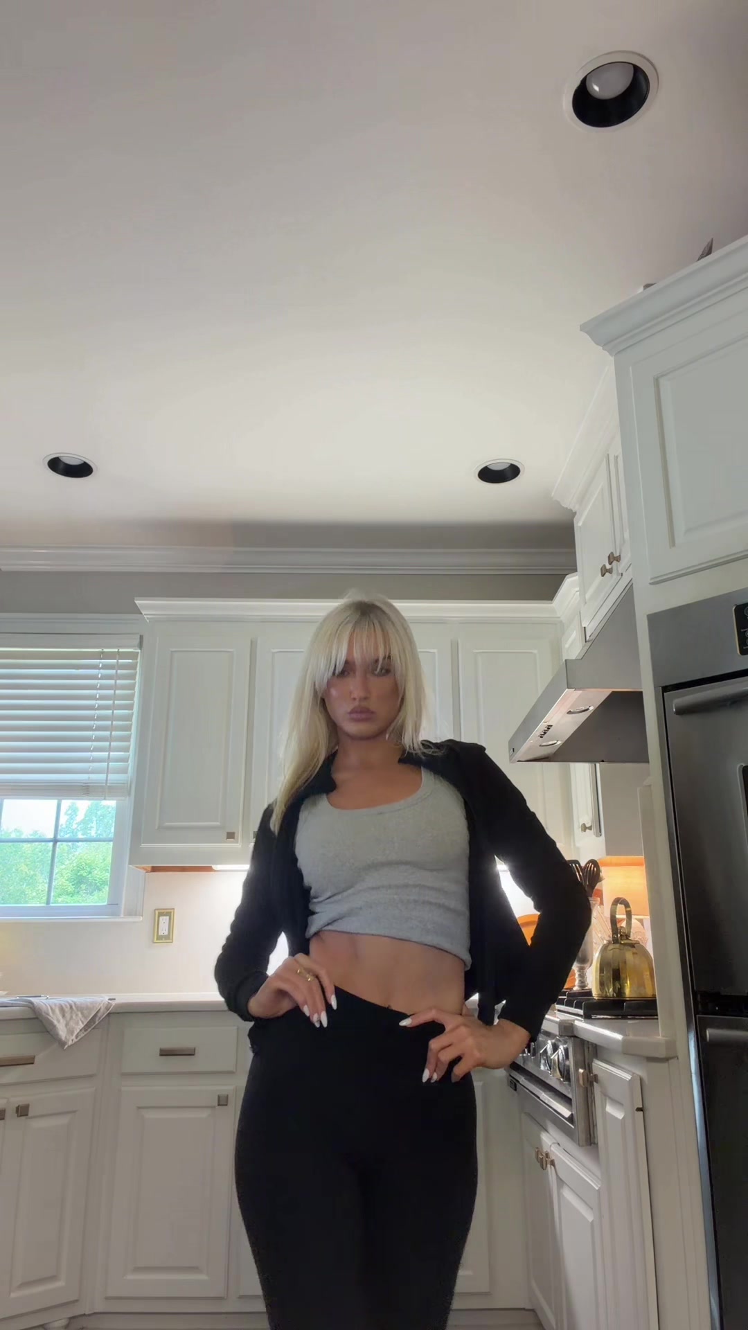 @AVA ISABELLA