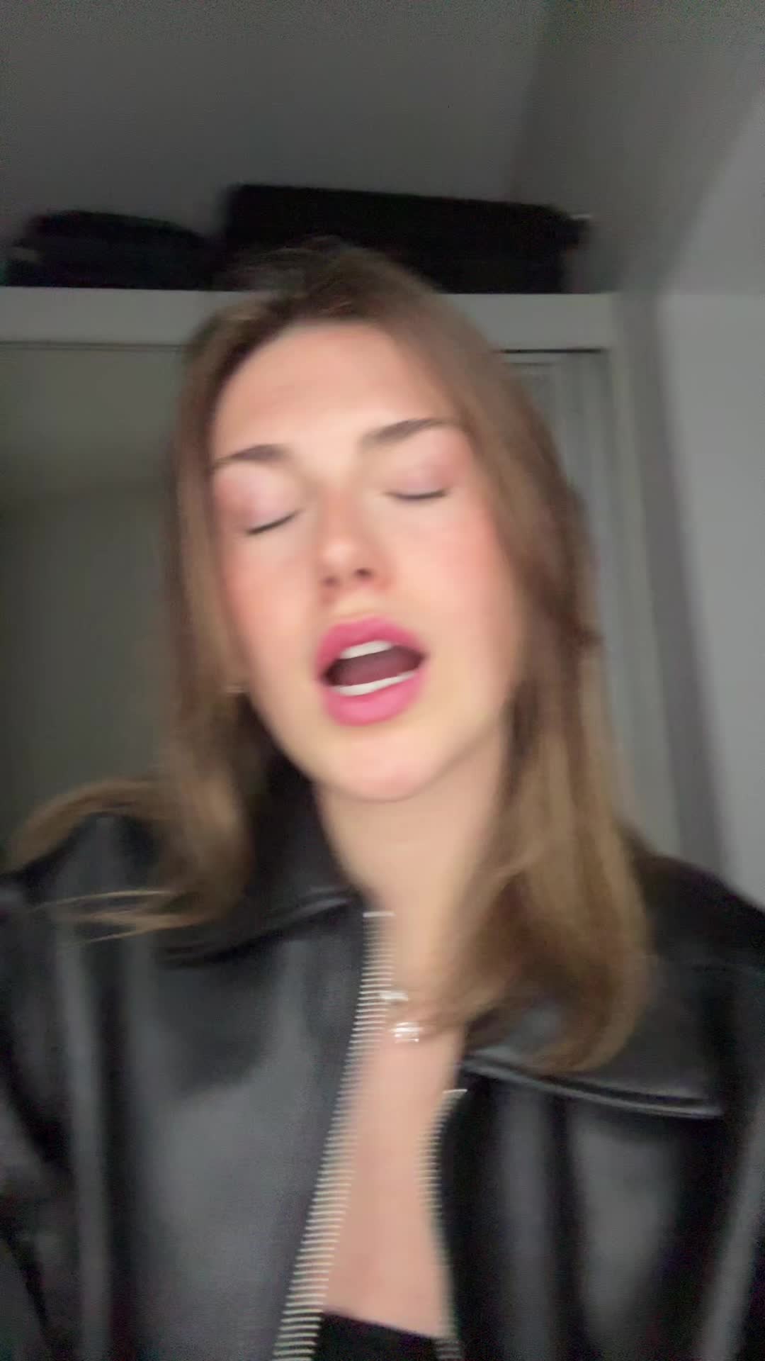 @jade
