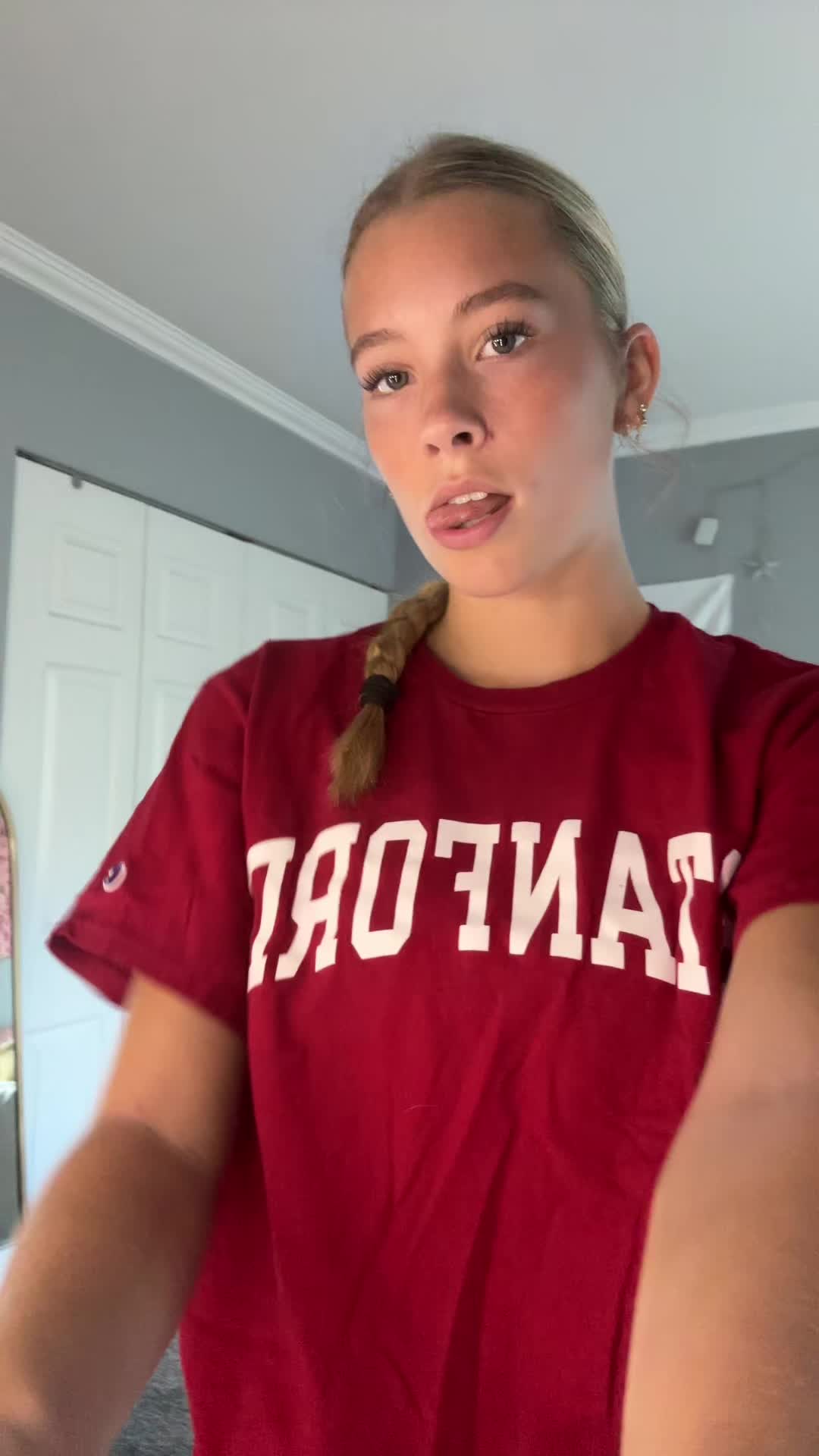 @sophia