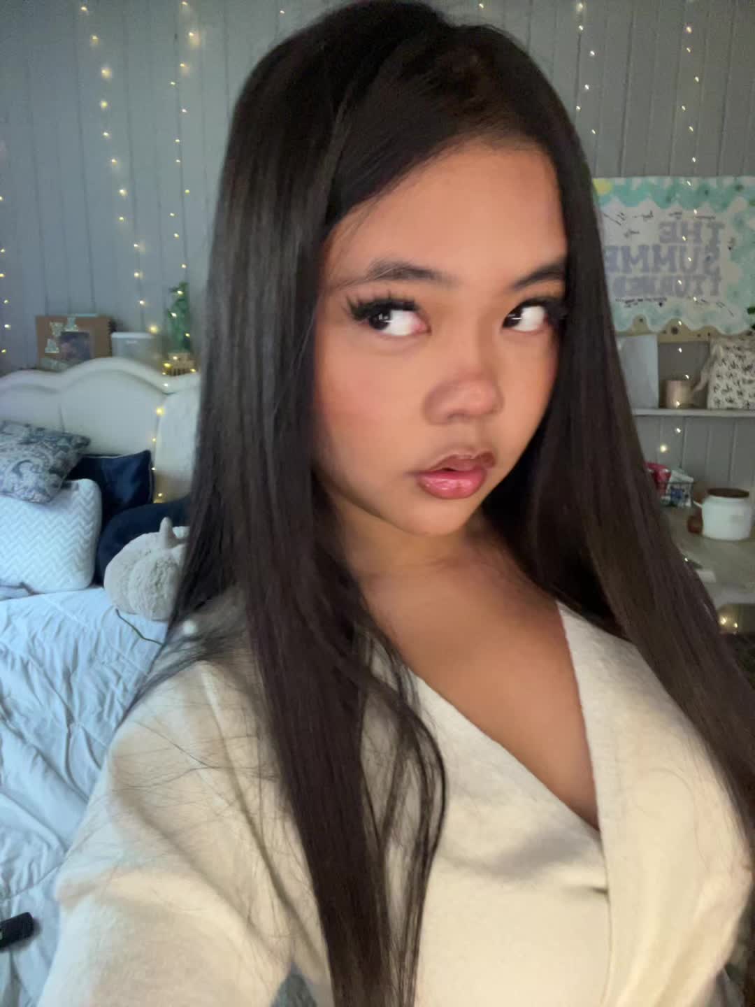 @𝐀𝐯𝐚🤍🌃🪩🥂