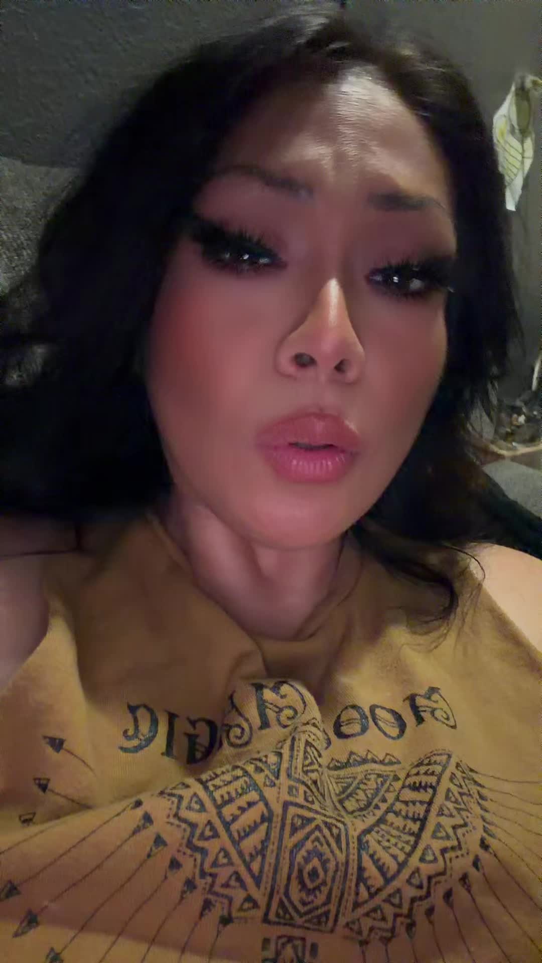@𝔔𝔲𝔢𝔢𝔫𝔬𝔣𝔇𝔞𝔯𝔨𝔫𝔢𝔰𝔰