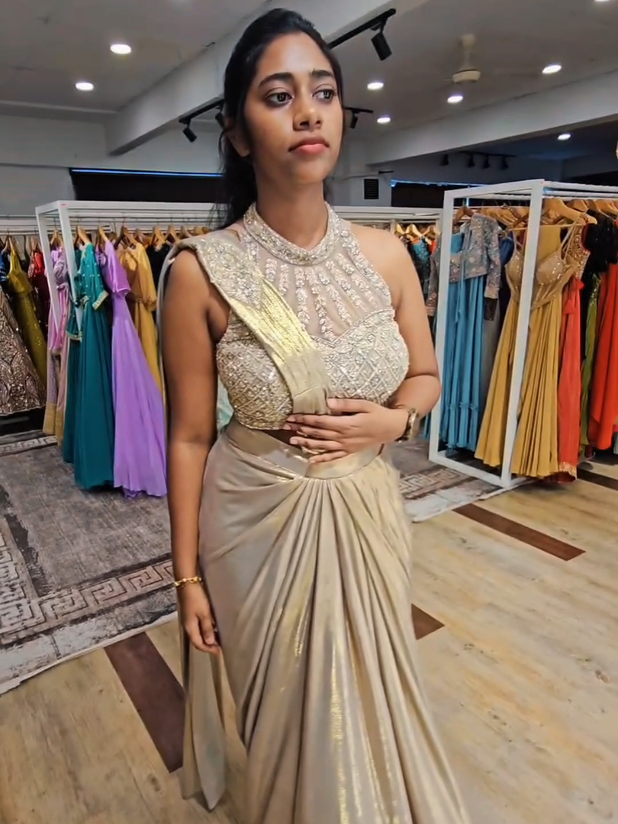 @Yaaraniz Collection