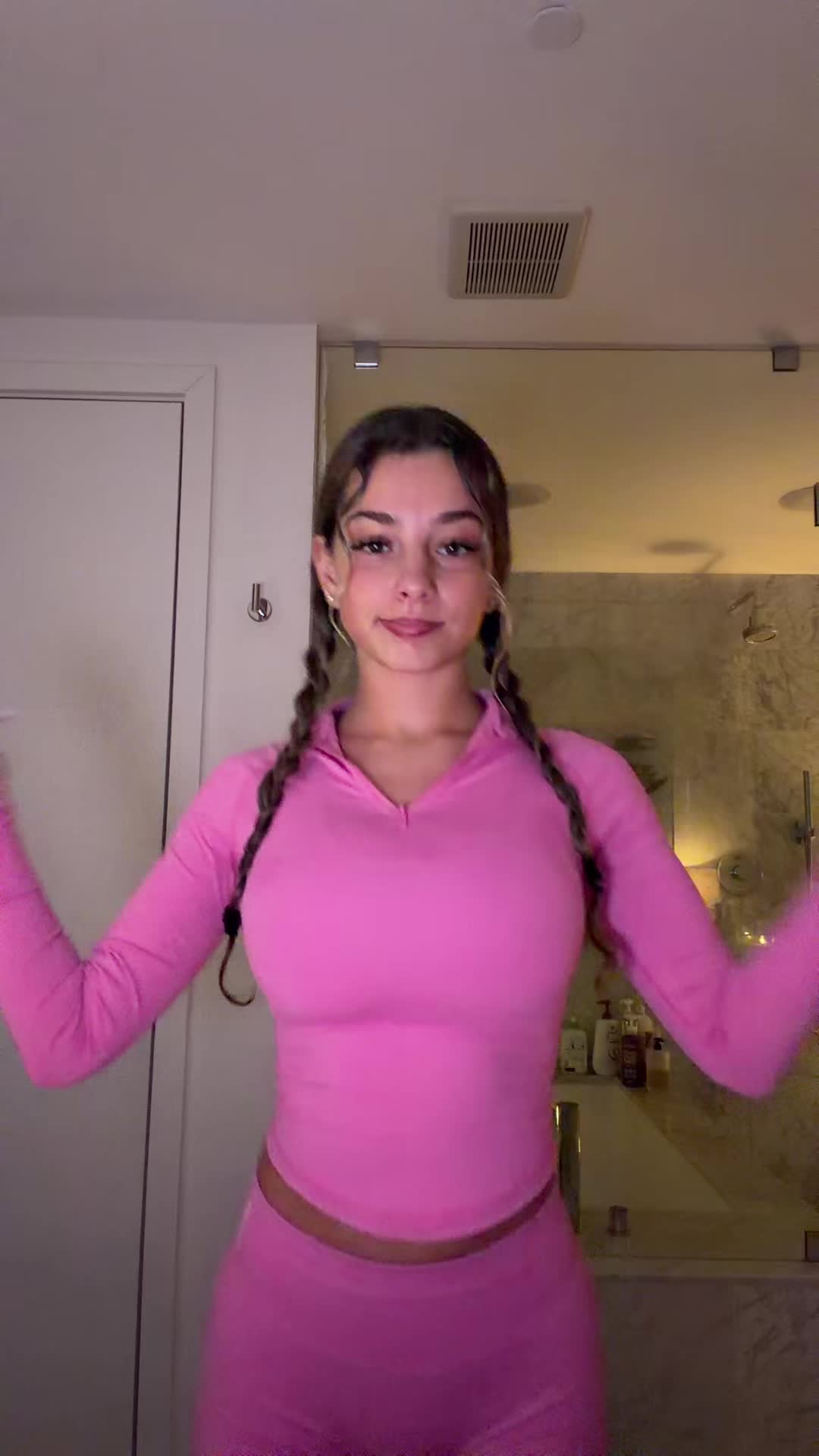 @Kira P