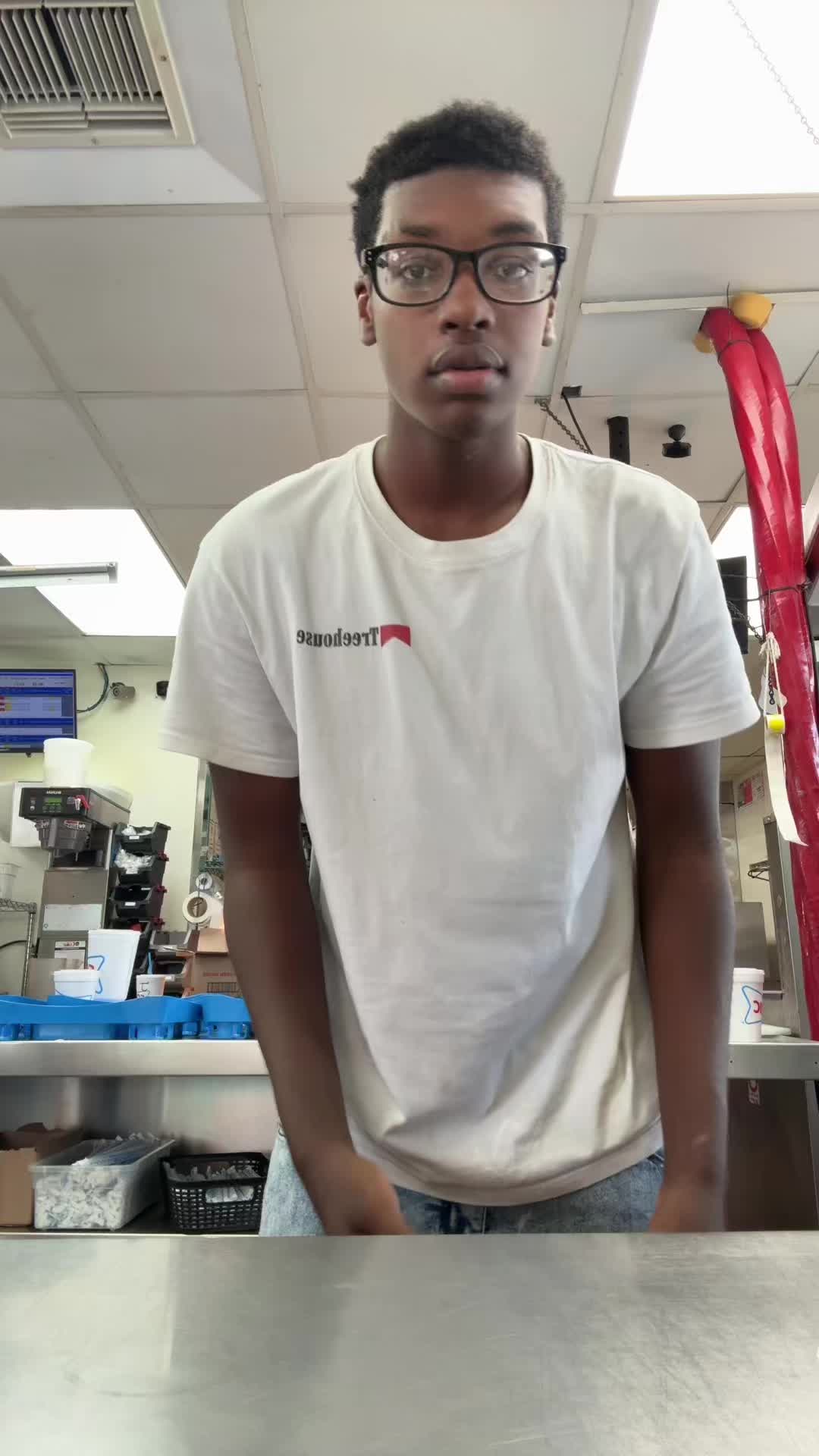 @Jay🫩