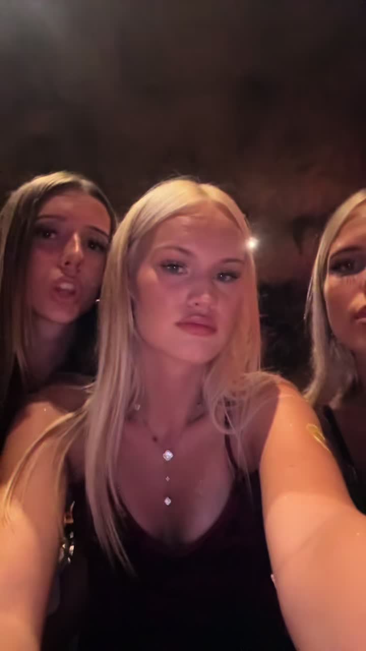 @𝓌𝒾ℯ𝒷𝓀ℯ 𝓊𝓃𝒹 𝓁𝒾𝓃𝒶