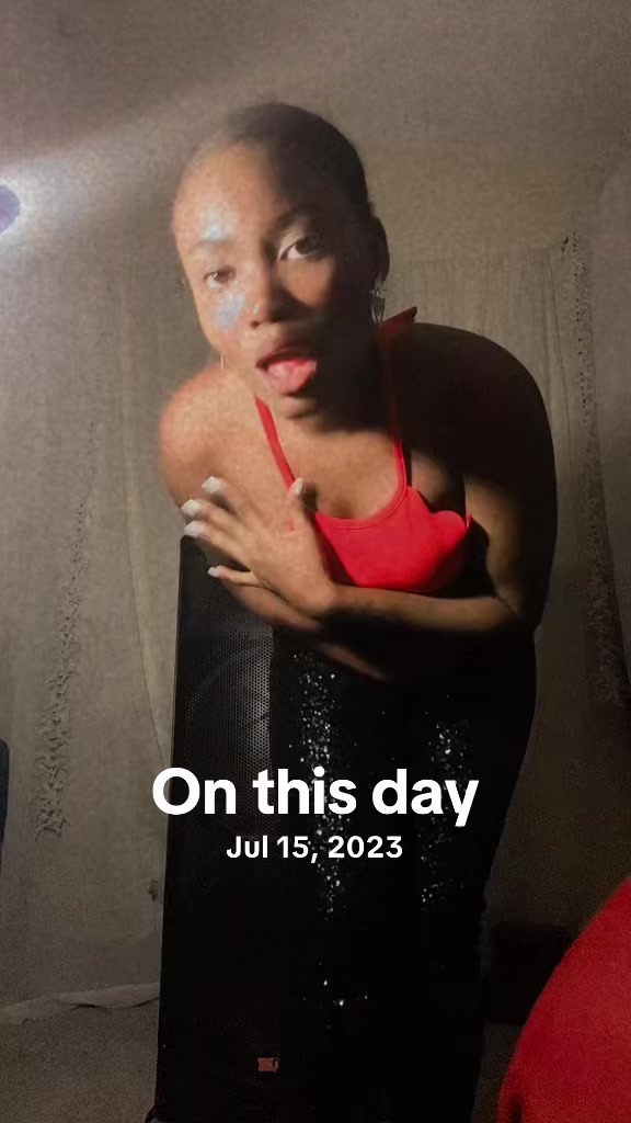 @Sagine🧜🏽♀️