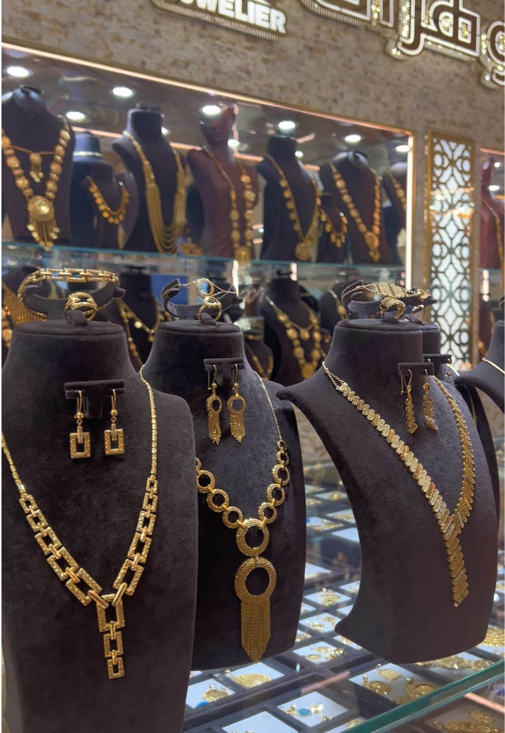 @Abu jamal Juwelier