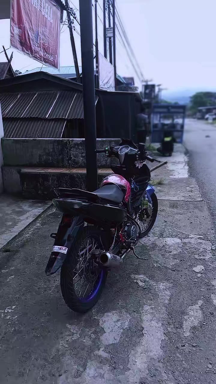 @MX biru