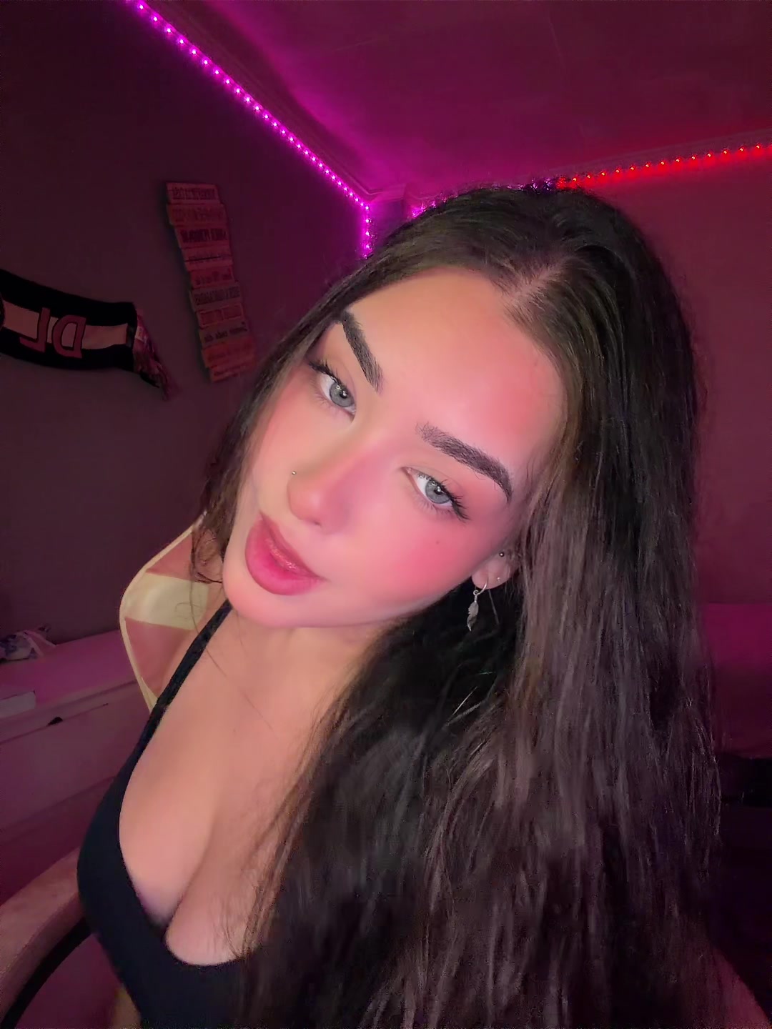 @𝒮𝐻𝐸𝐼𝐿𝒜🤍✨ᴵ⚡︎
