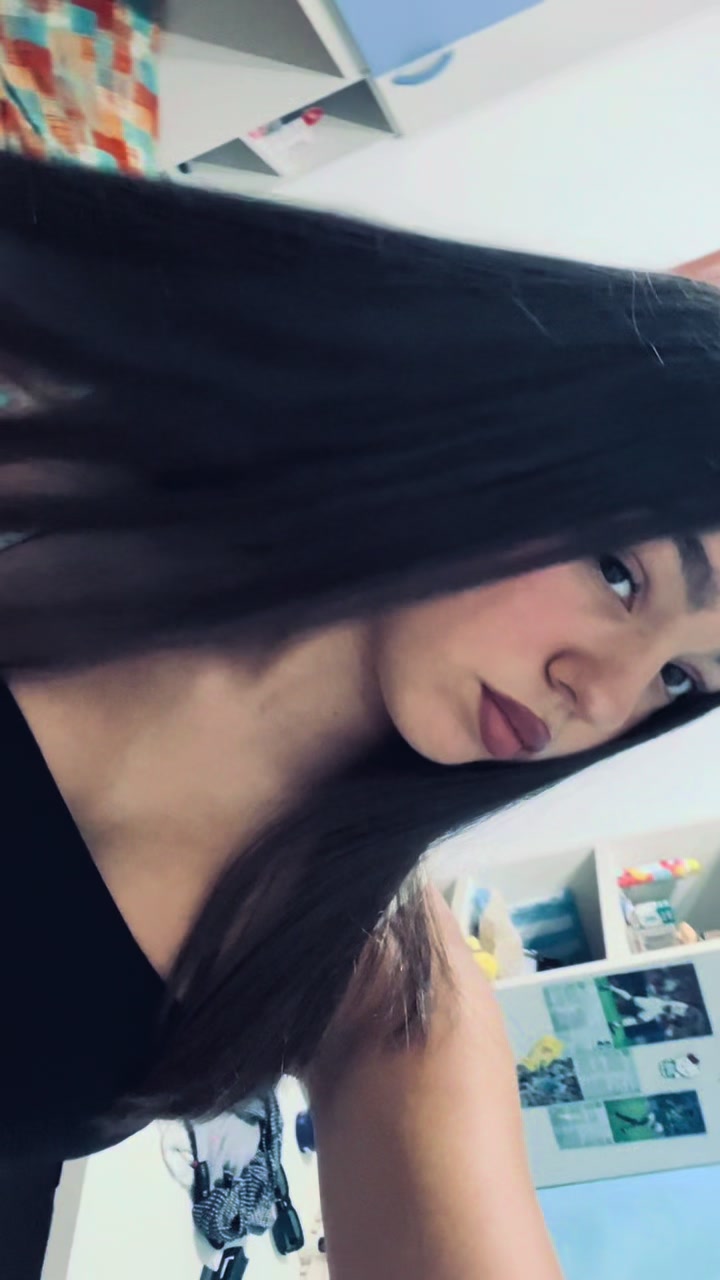 @🦈