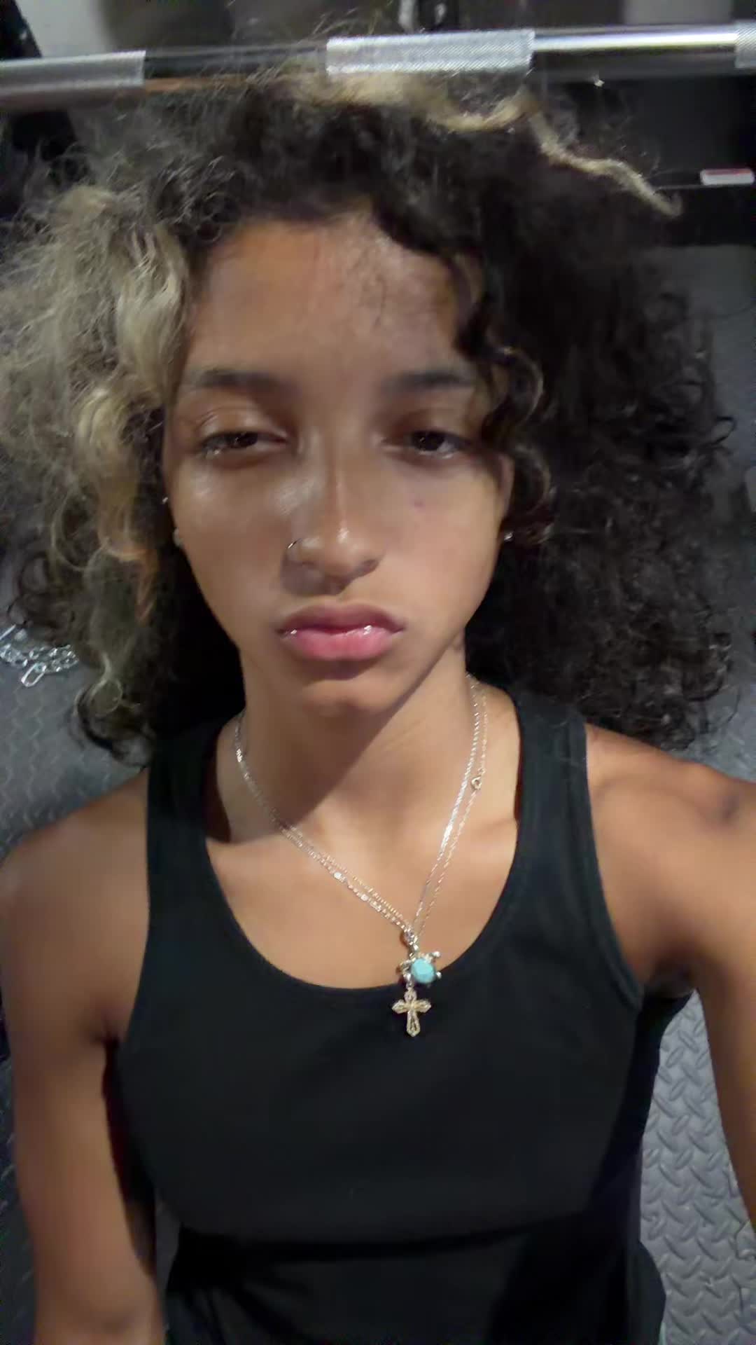 @Mia
