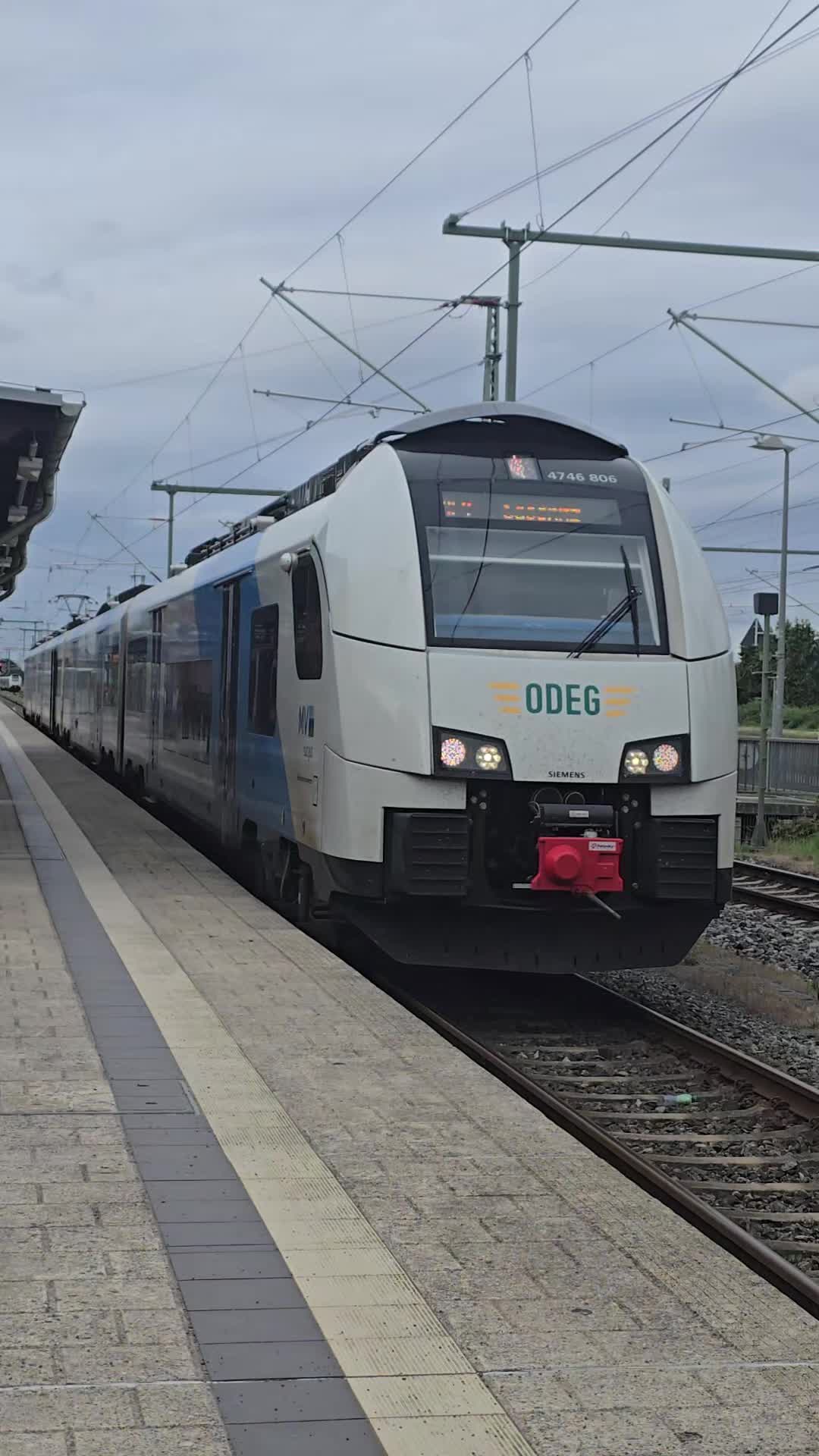 @TrainspotterMarcello ๐ฉ๐ช๐ธ