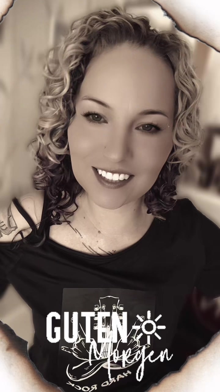 @CarrieMandy2002♥️🖤 2.0