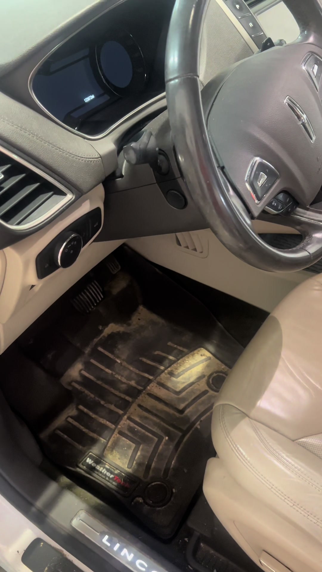 @Rugged Interior Detailing