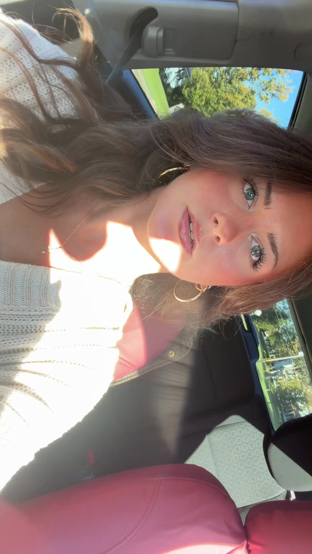 @Bella p