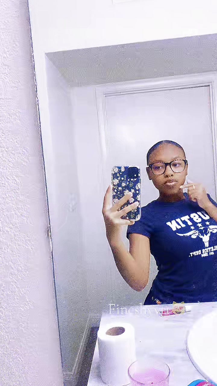@1.prettybrownskin1
