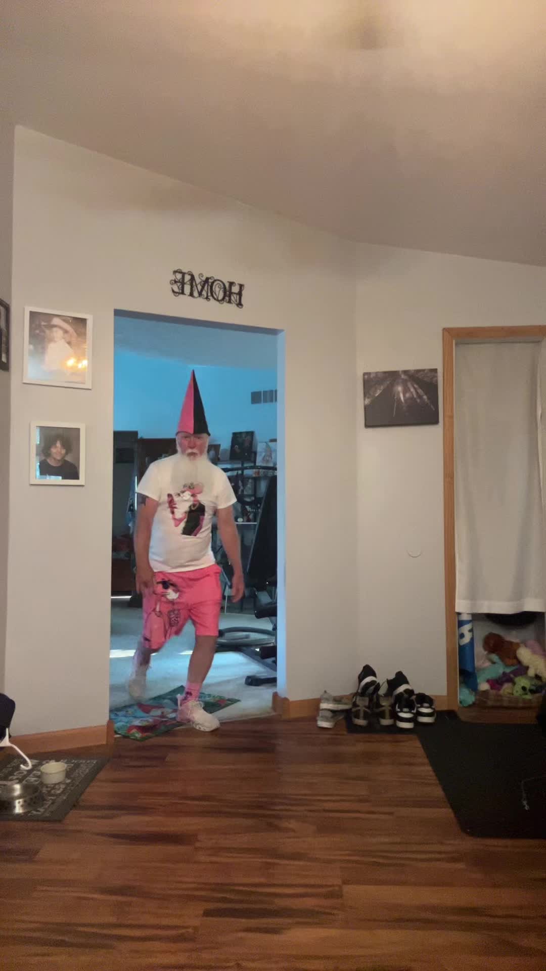 @Gerald papa gnome wellman