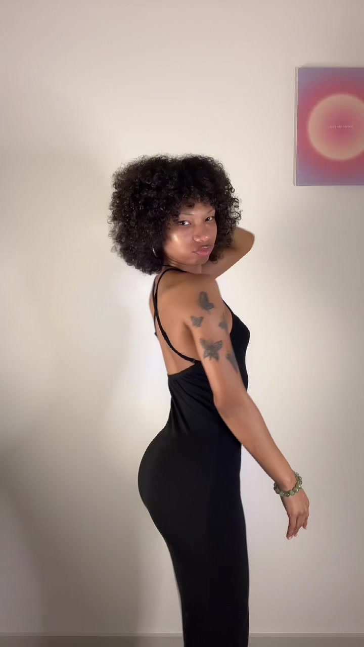 @🤸🏽&zwj;♀️