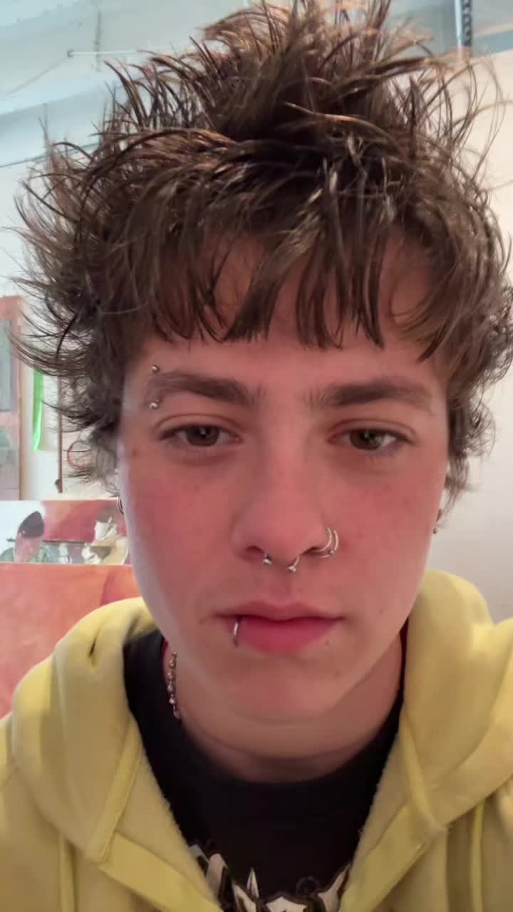 @🧸