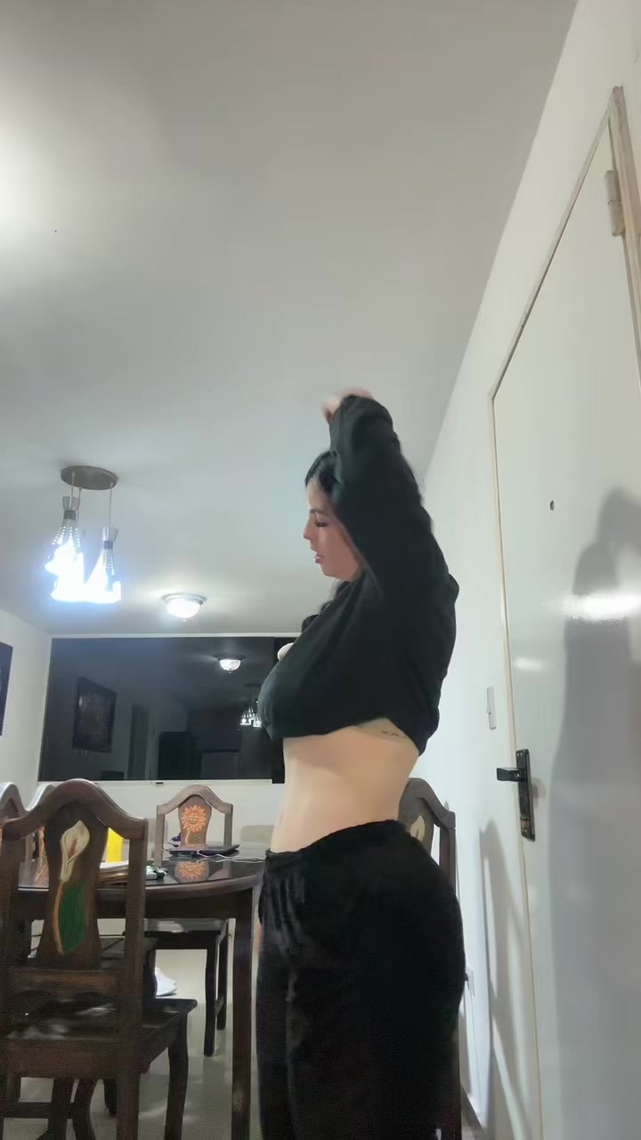 @AnGis (Angela Gisvel)