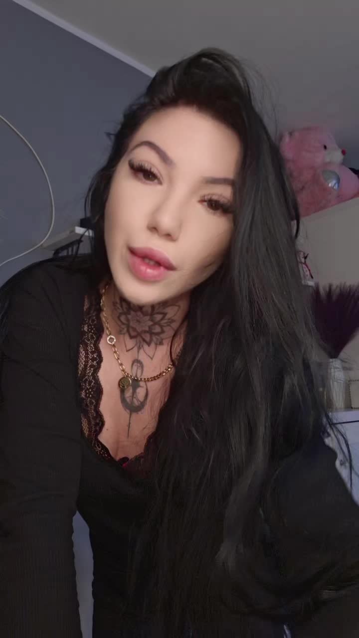 @Karolina Strehlau566