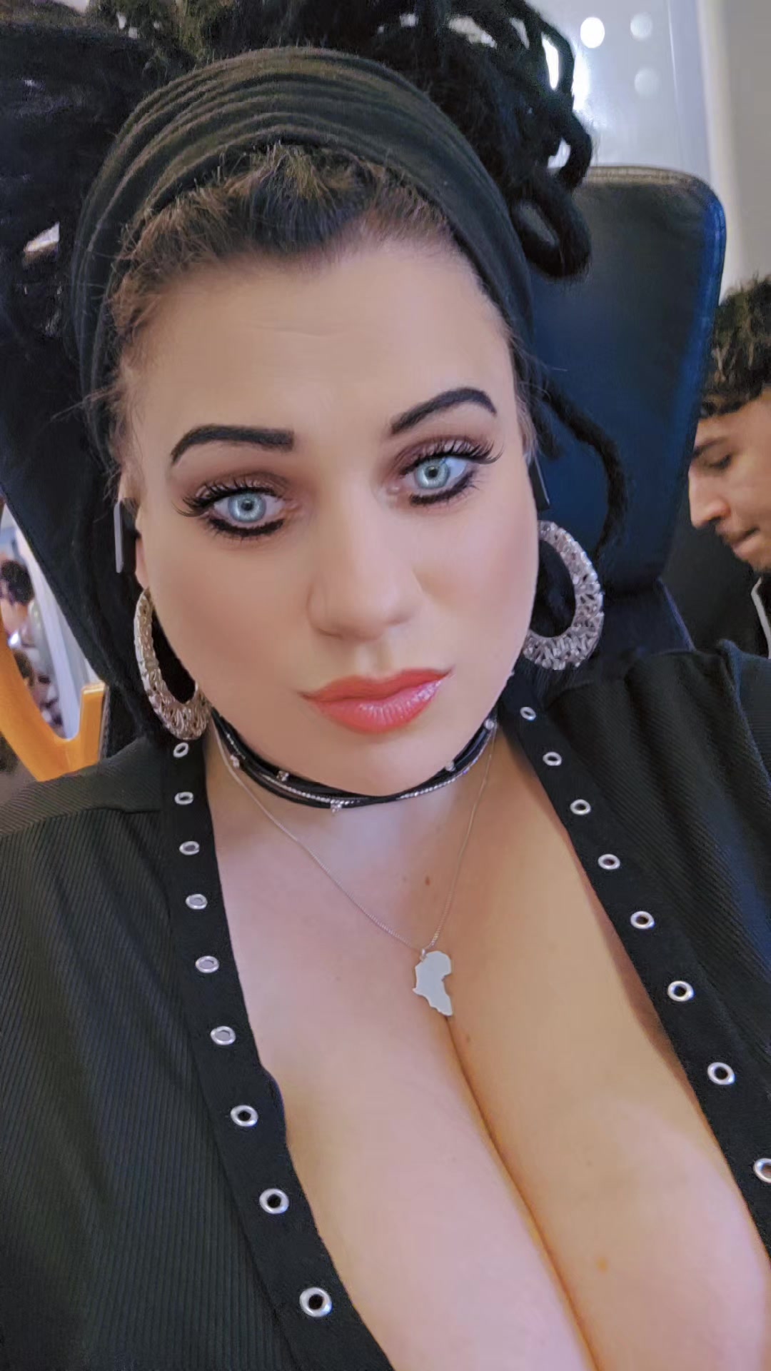 @Nadine Anna Ebanga Meyanga