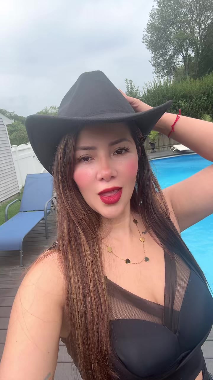 @Anny_AriasG