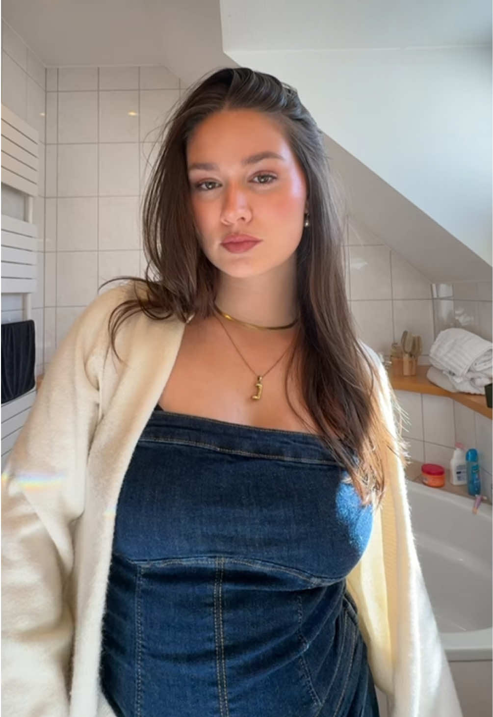 @Johanna_