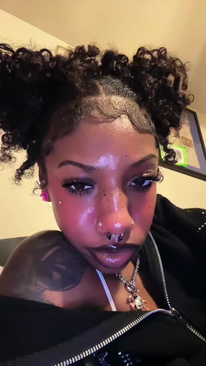 @sh3vix3n