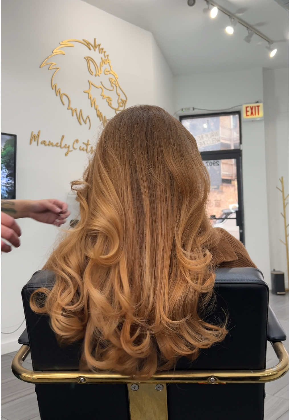 @Hair by Brenda🦁