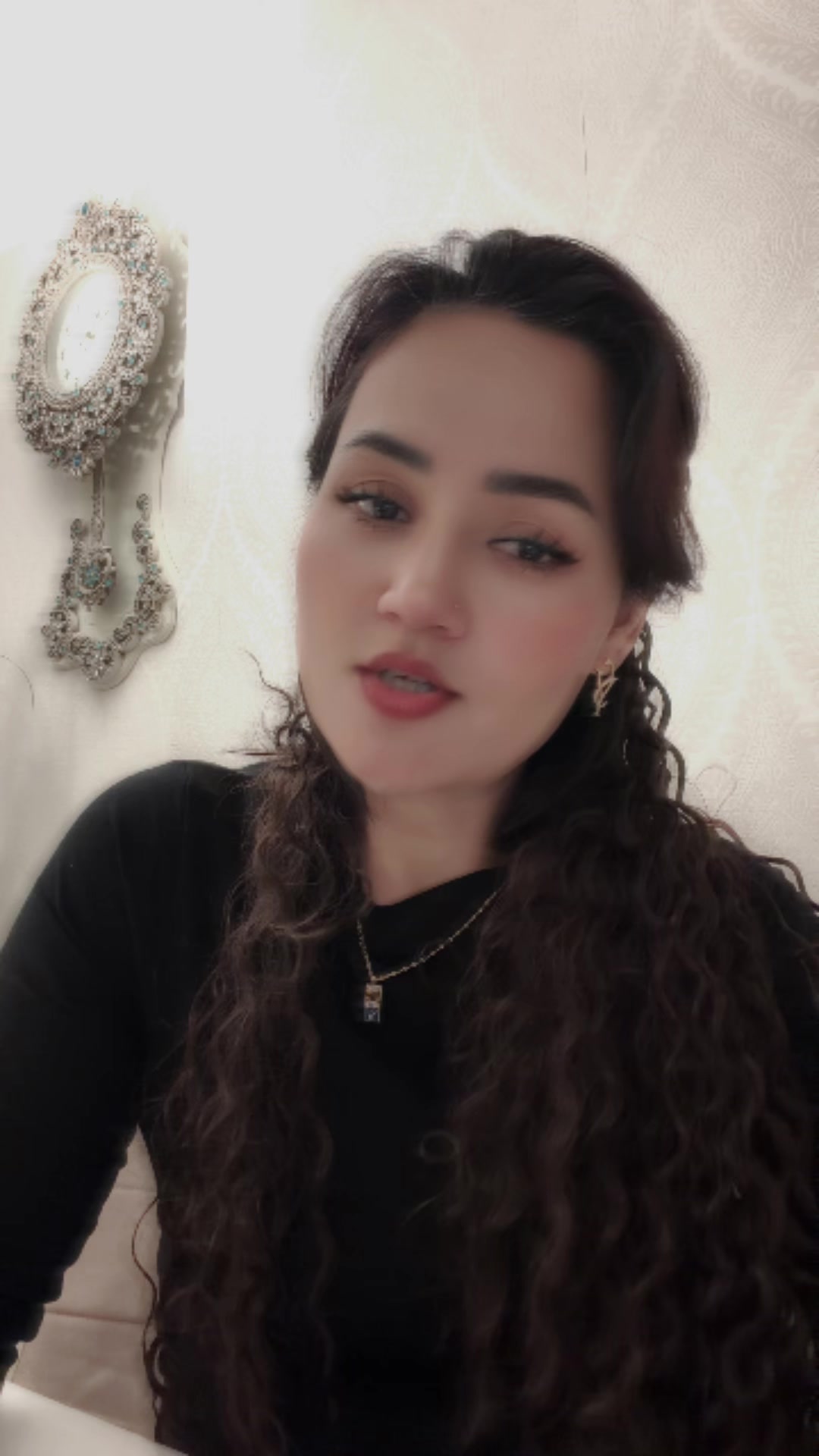 @🦅بـــانــو🍁شَــبـــنَــم🦅