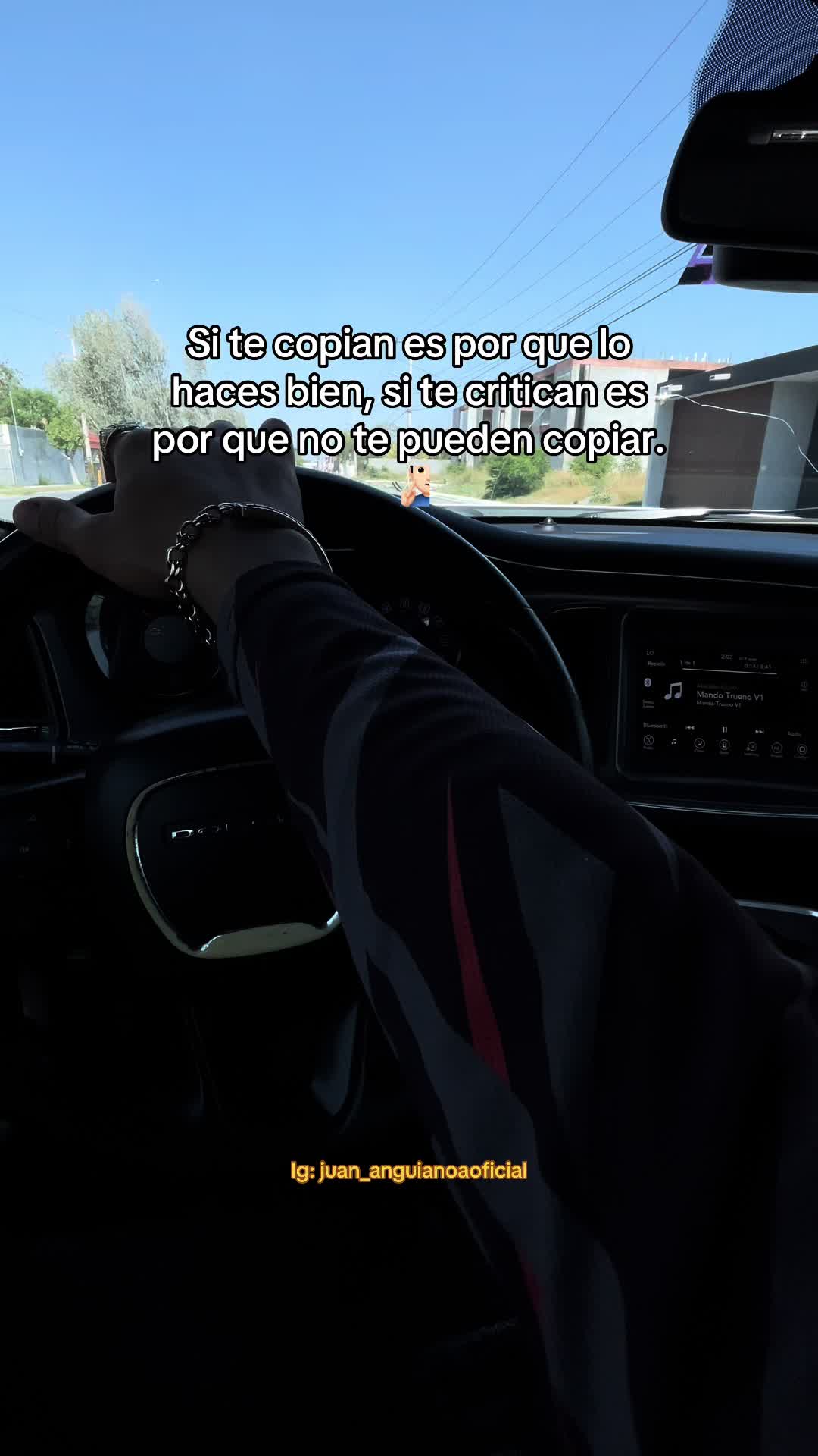 @Junior Anguiano