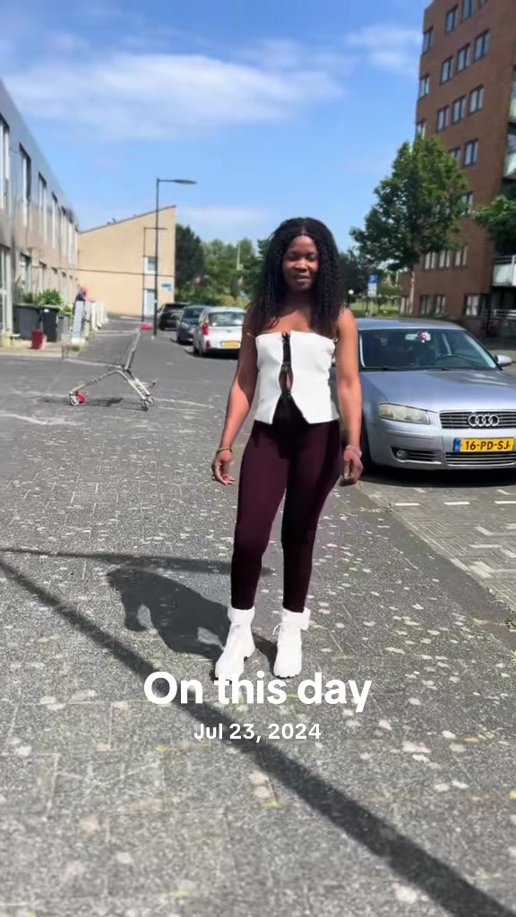 @Queenjulajallow1993@🇬🇲🇳🇱