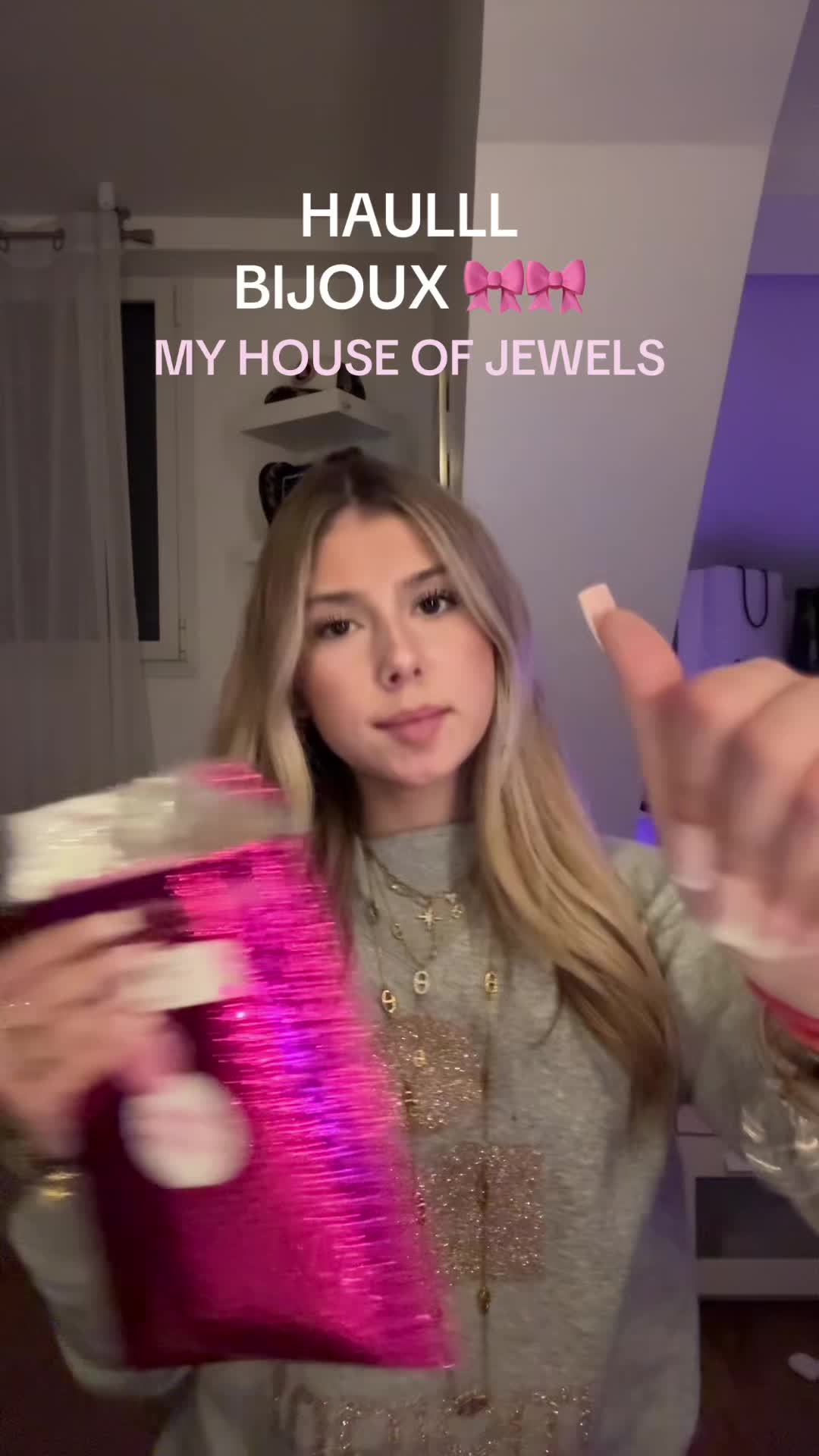 @𝐥𝐚𝐮𝐫𝐚💌🌈🌴🐠🍒🪩