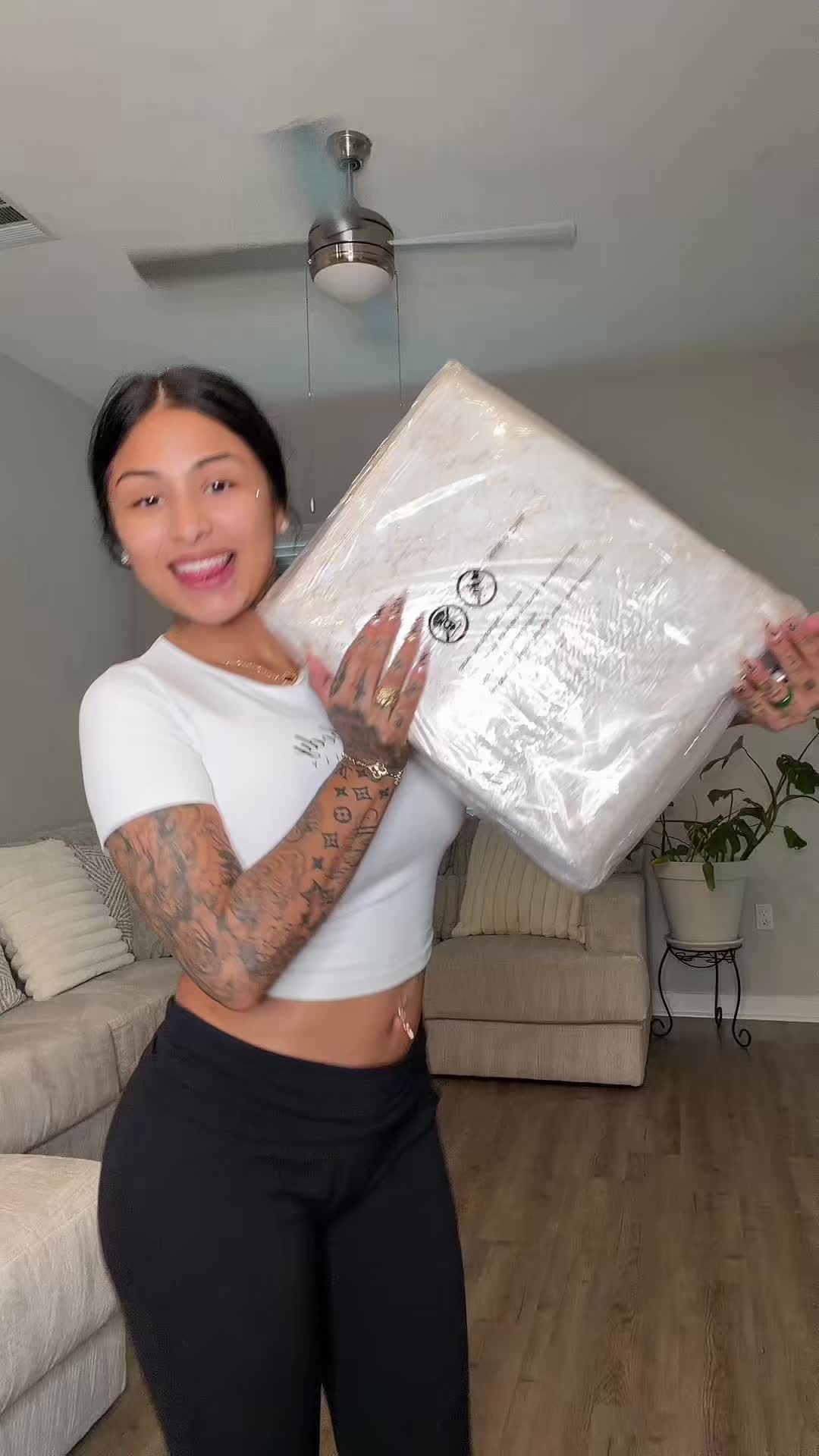 @Playgirllove