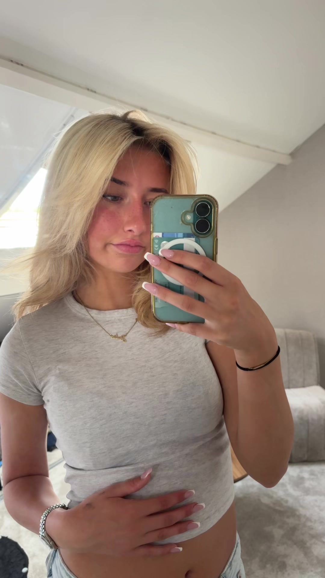 @J.L