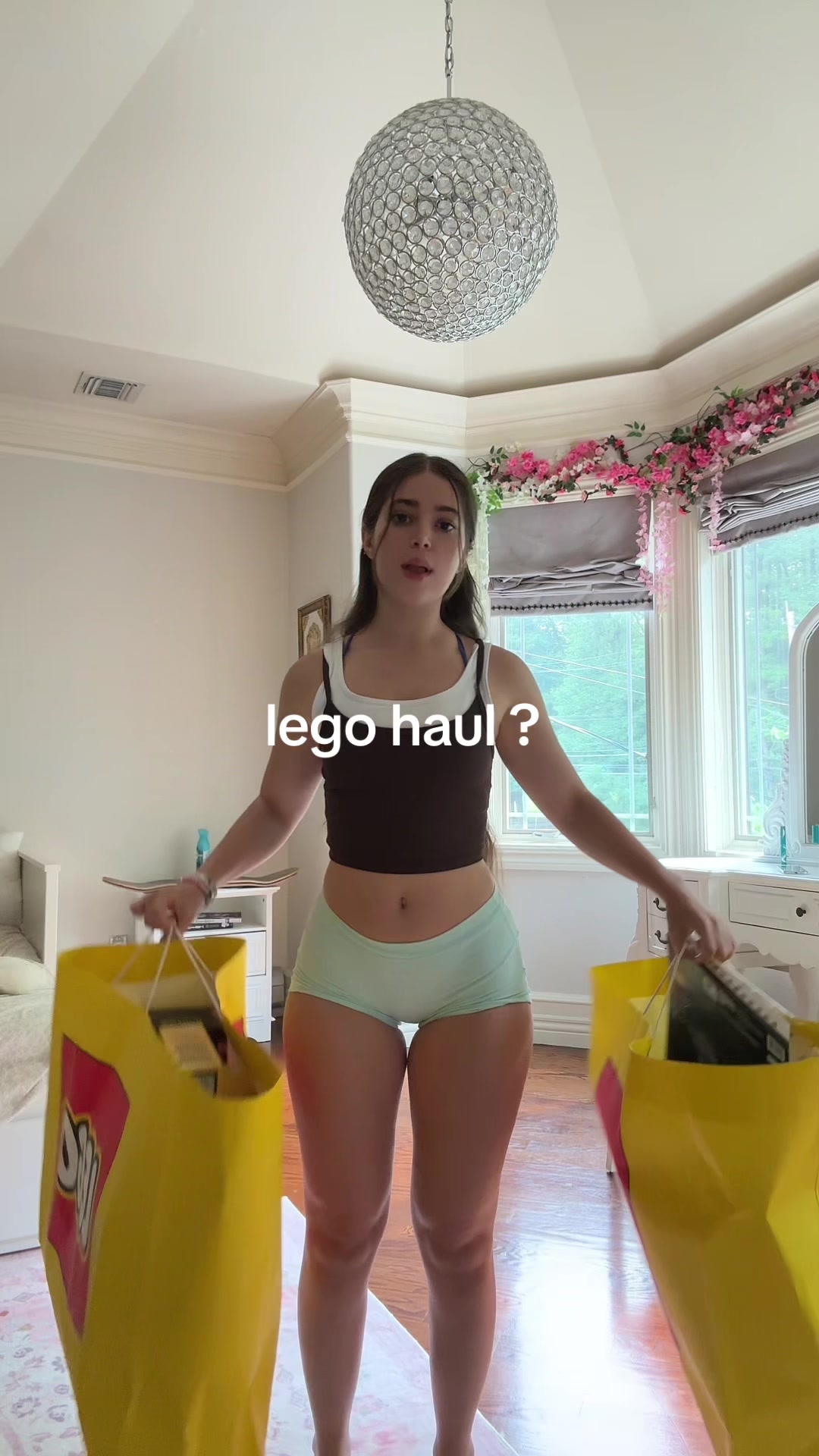 @ladyyrainicorn