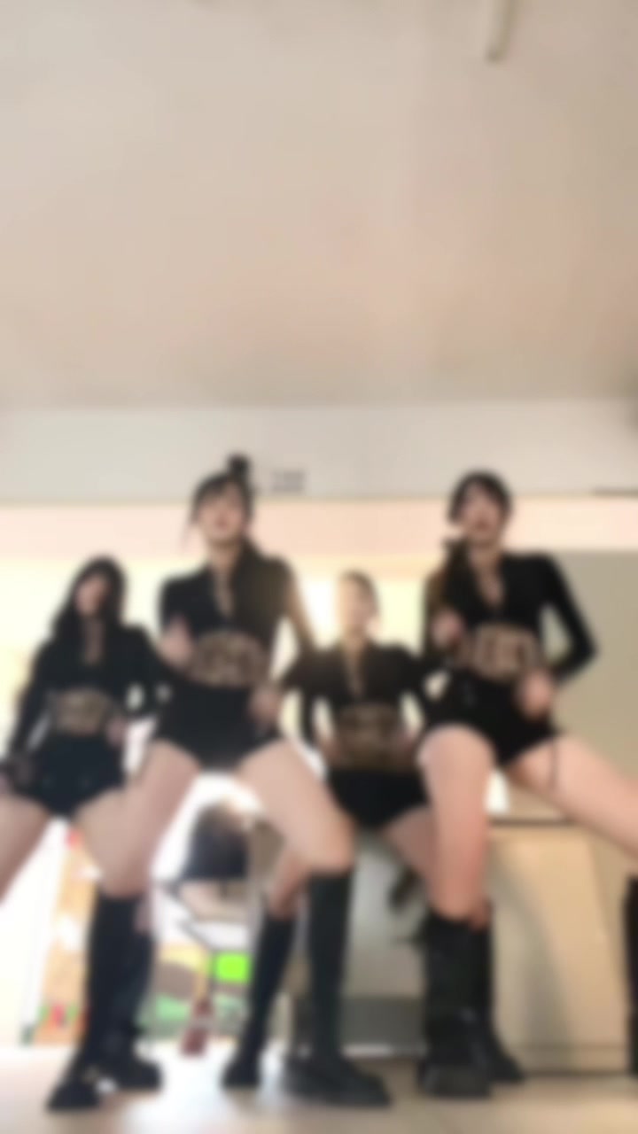 @張草莓🍓