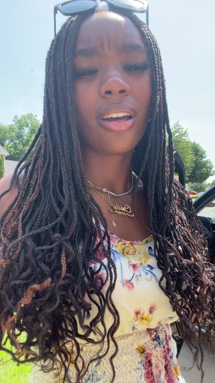 @𝒞𝑒𝓈𝒾𝓁𝓎 👸🏽🎀